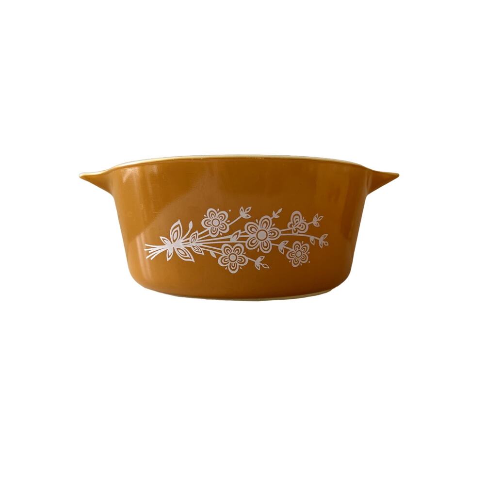 Pyrex 475B Yellow Gold 2.5L Like New Excellent Condition Rare